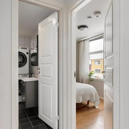 Modern 2 Bedroom In The Heart Of * Tromso