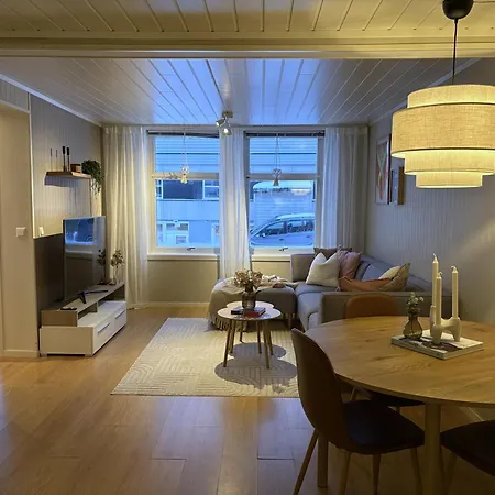 Modern 2 Bedroom In The Heart Of Apartamento *